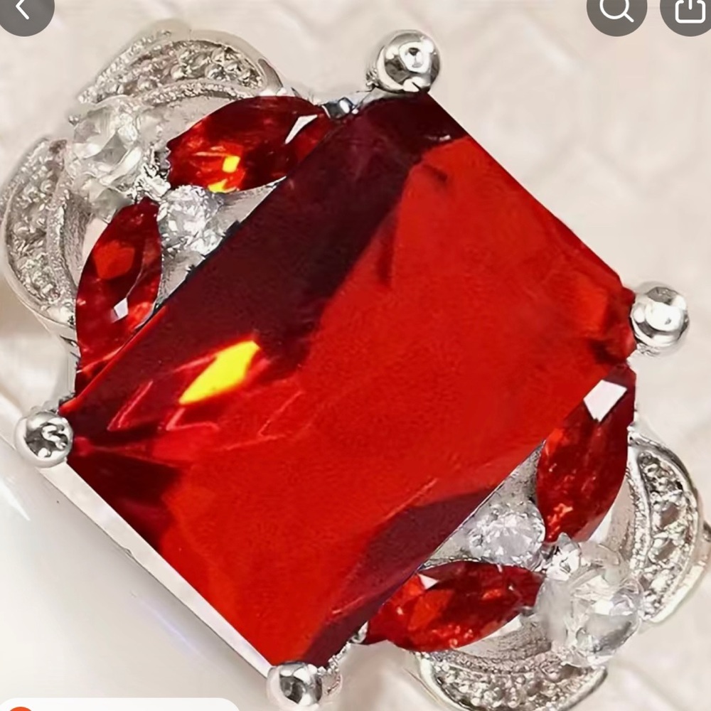 Elegant Inlaid  Zirconia Fred ring size 8 - Picture 2 of 4